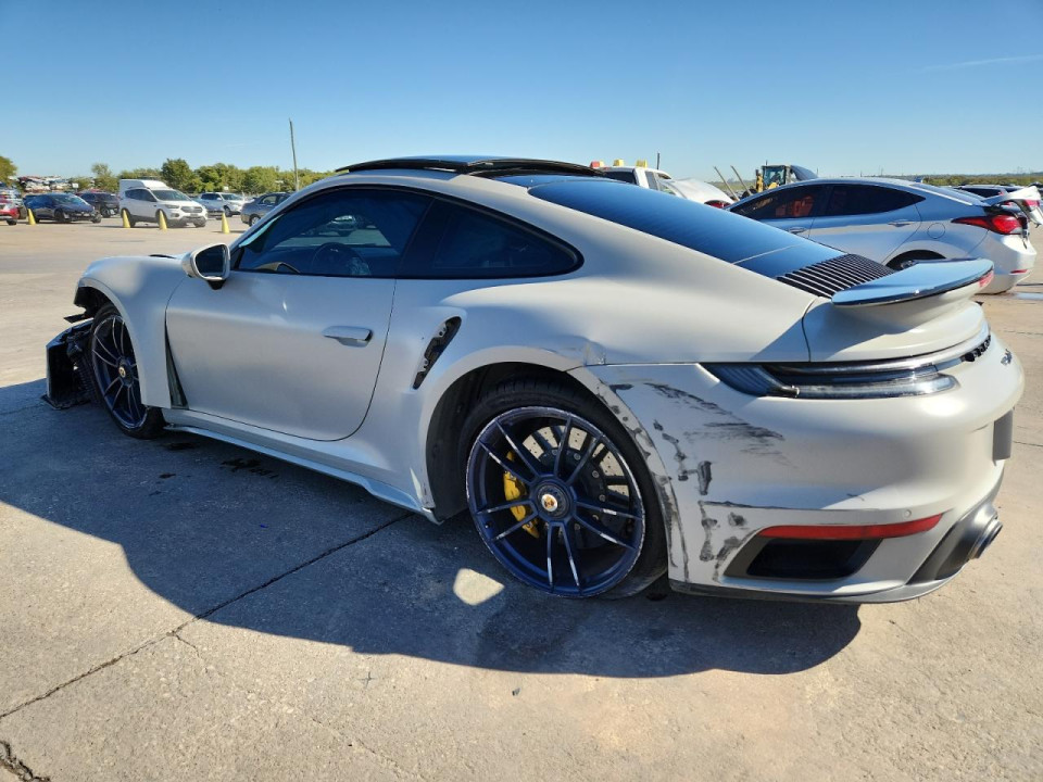 Porsche 911 2022 — Copart