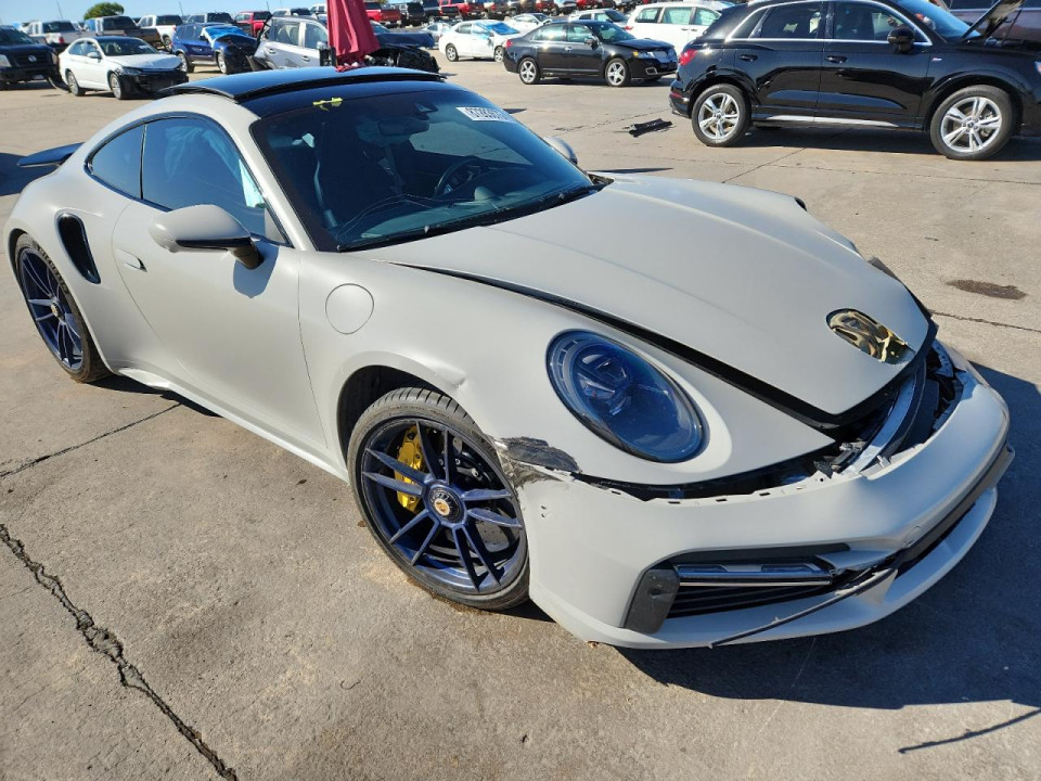 Porsche 911 2022 — Copart