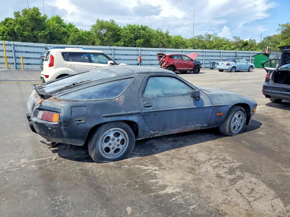 Porsche 928 1983 — Copart