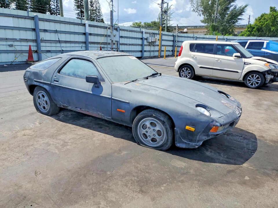 Porsche 928 1983 — Copart