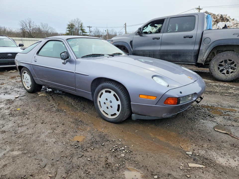 Porsche 928 1988 — Copart
