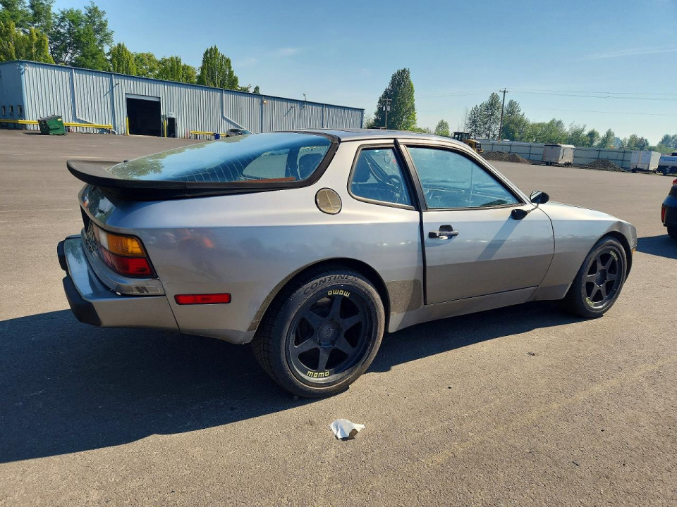 Porsche 944 1985 — Copart