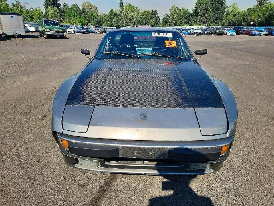 Porsche 944 1985 — Copart