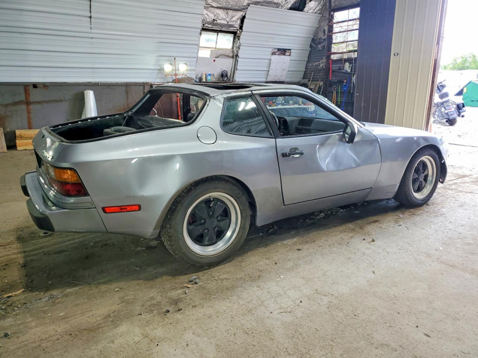 Porsche 944 1983 — Copart