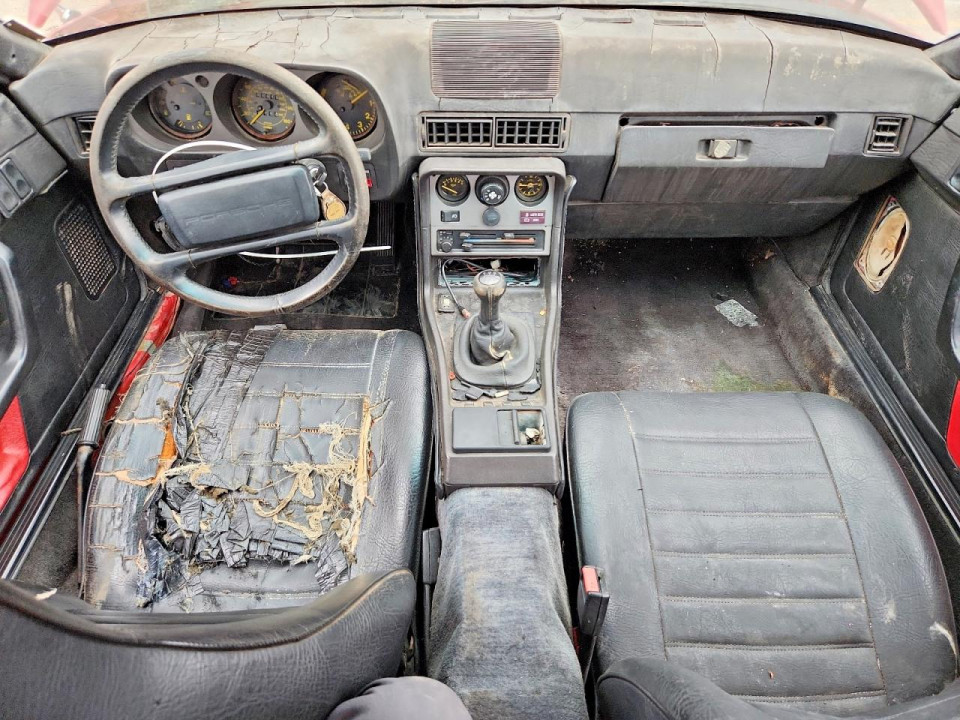 Porsche 944 1983 — Copart
