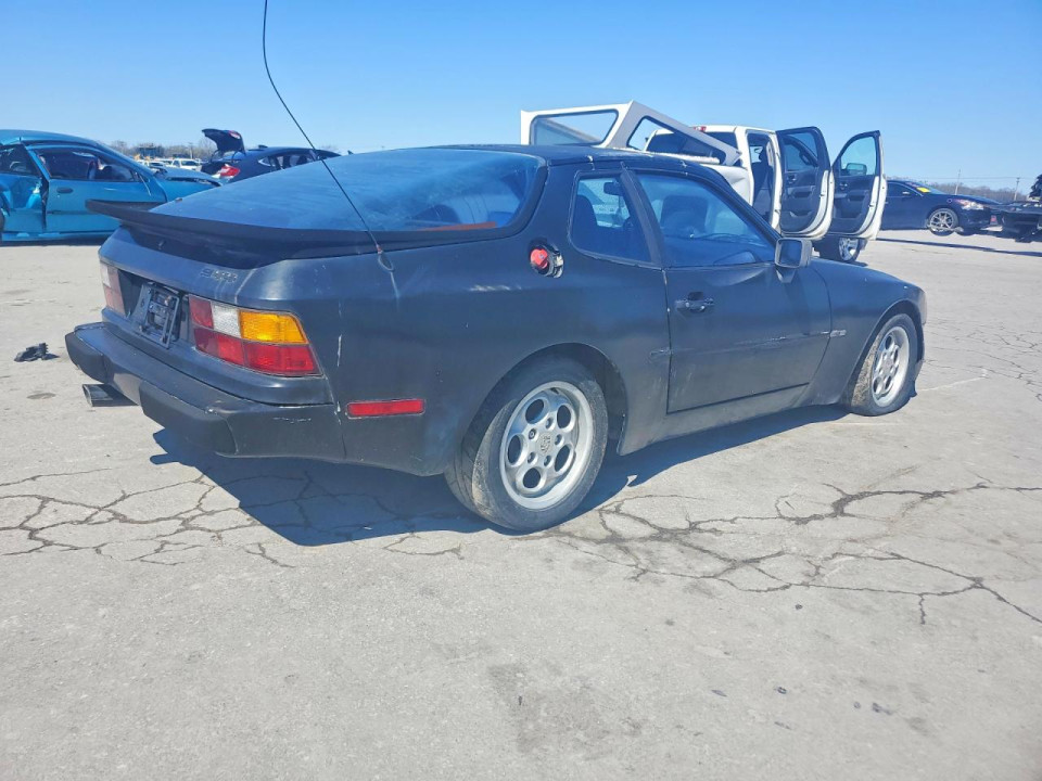Porsche 944 1985 — Copart