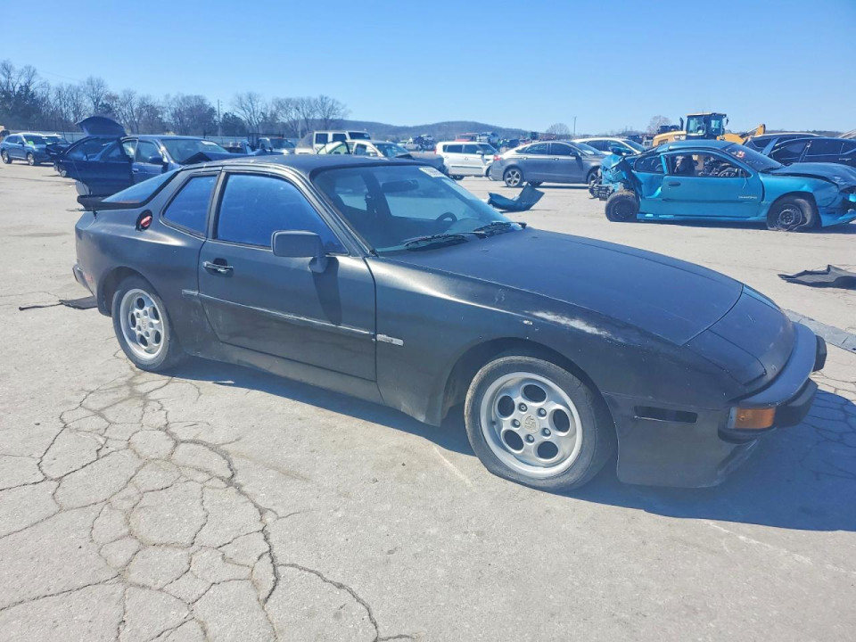 Porsche 944 1985 — Copart