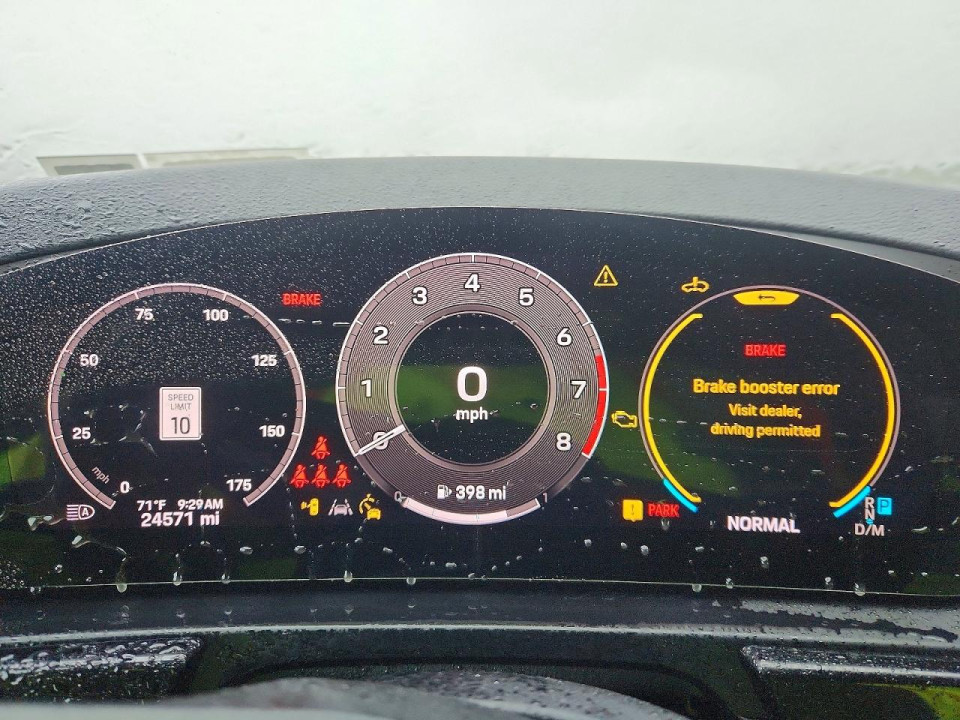 Porsche CAYENNE BASE 2024 — Copart