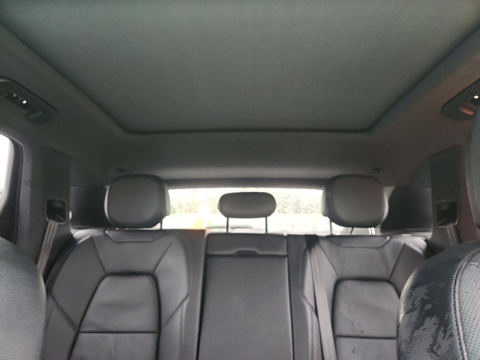 Porsche CAYENNE BASE 2024 — Copart