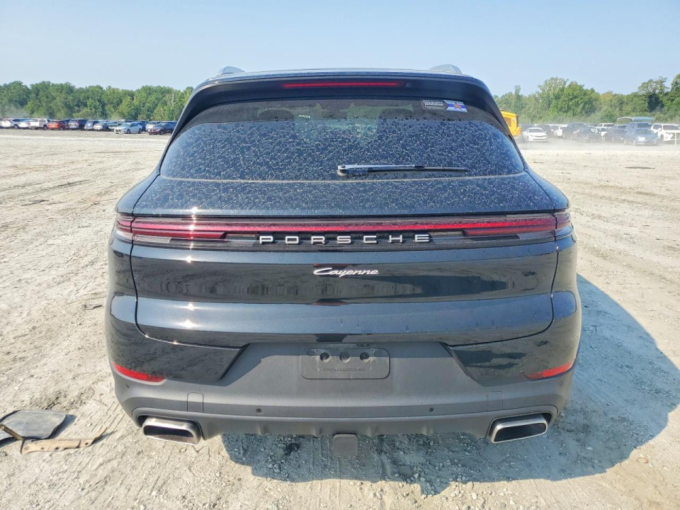 Porsche CAYENNE BASE 2025 — Copart