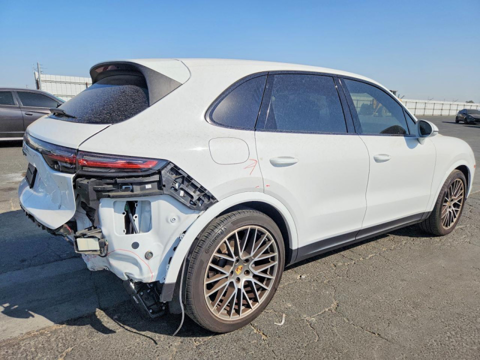 Porsche CAYENNE BASE 2023 — Copart