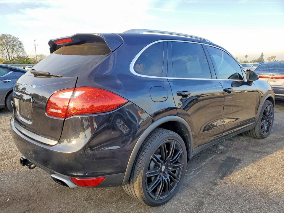 Porsche CAYENNE 2011 — Copart