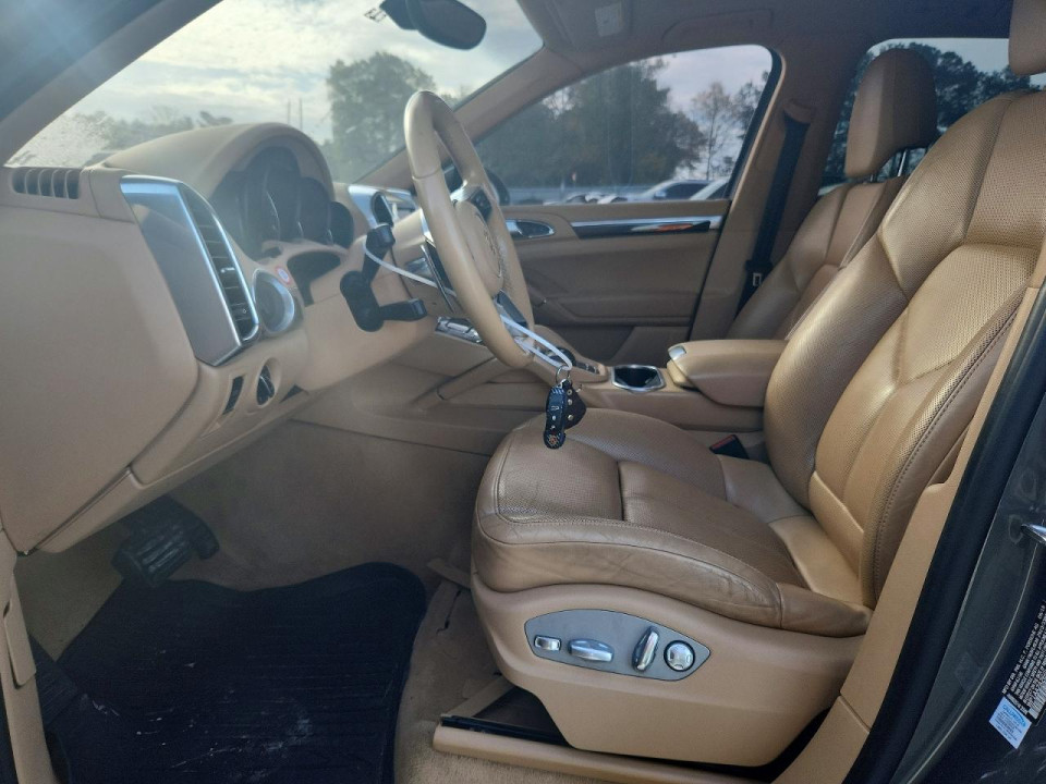 Porsche CAYENNE 2016 — Copart