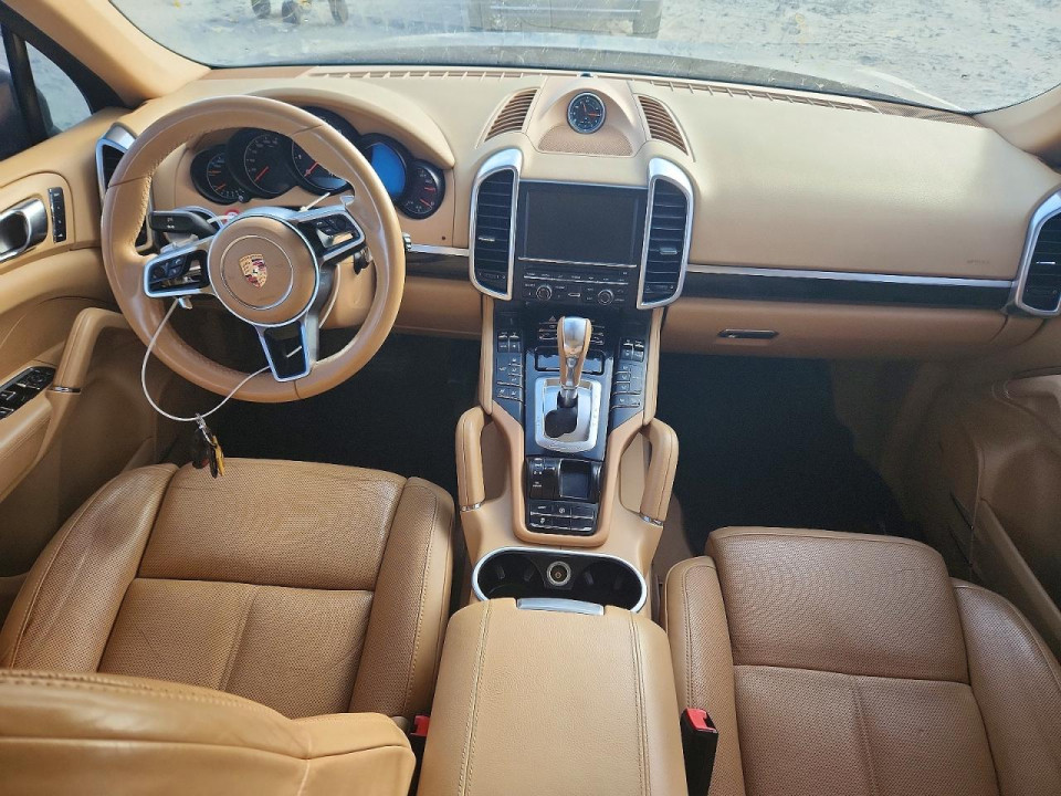 Porsche CAYENNE 2016 — Copart