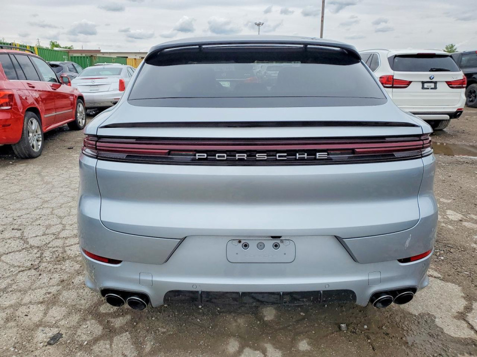 Porsche CAYENNE 2025 — Copart