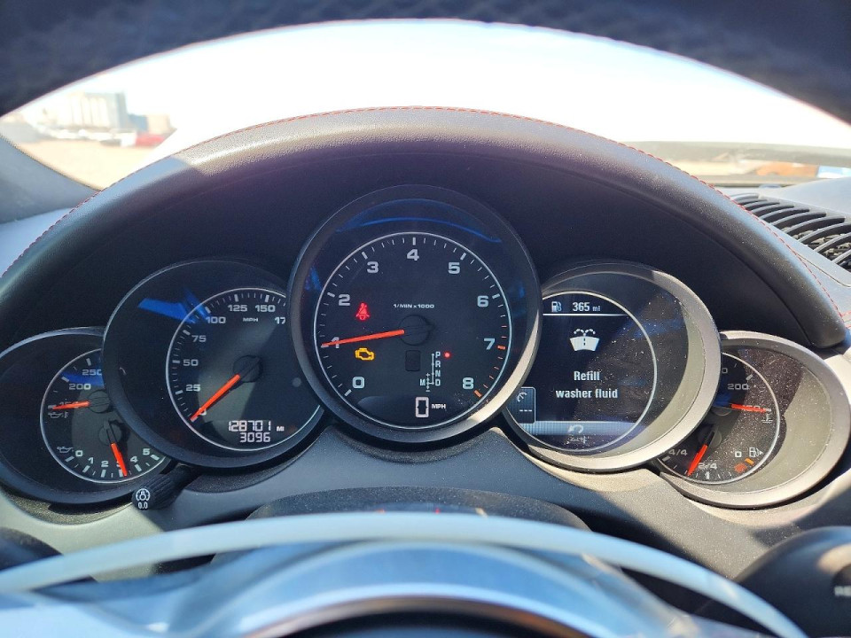 Porsche CAYENNE 2016 — Copart