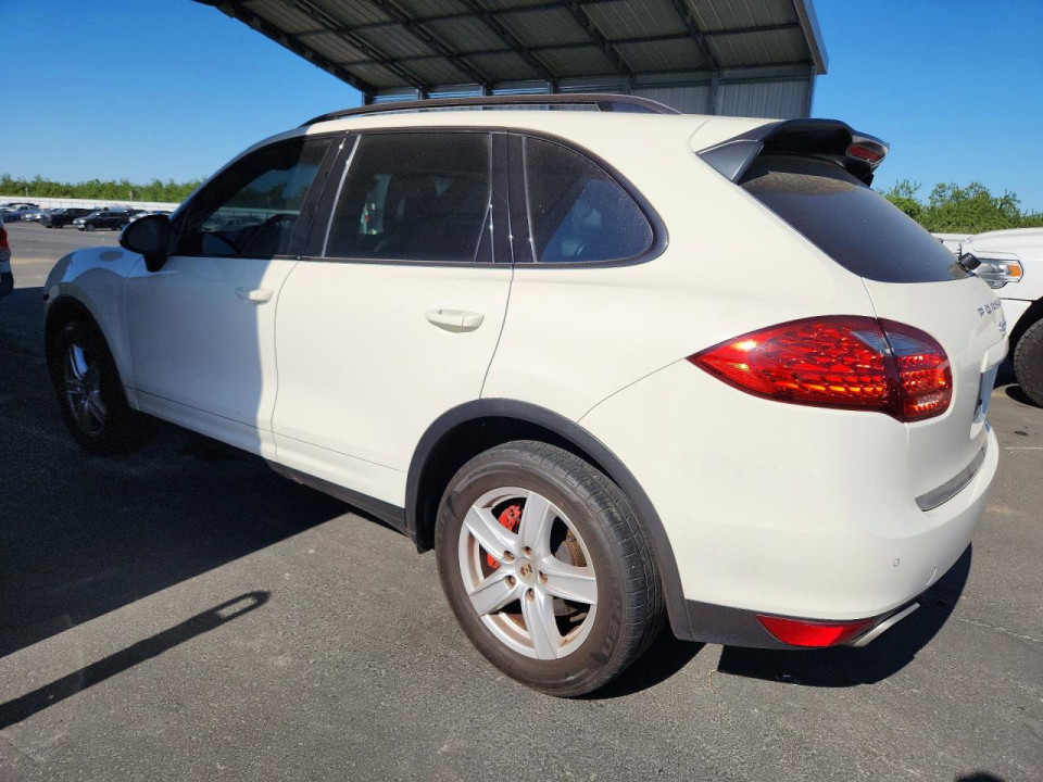 Porsche CAYENNE 2012 — Copart