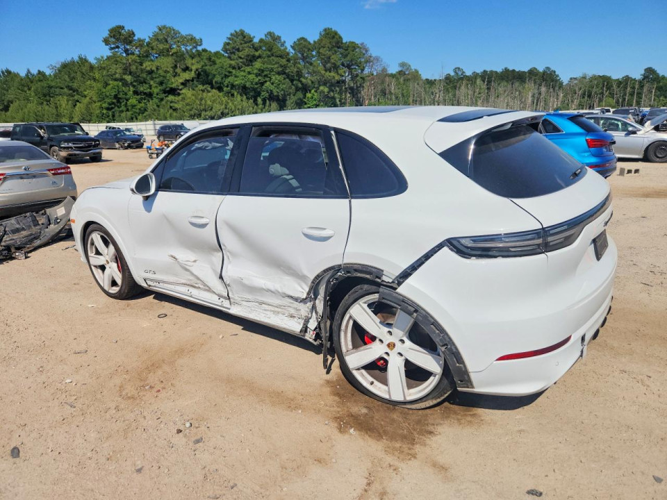 Porsche CAYENNE 2022 — Copart
