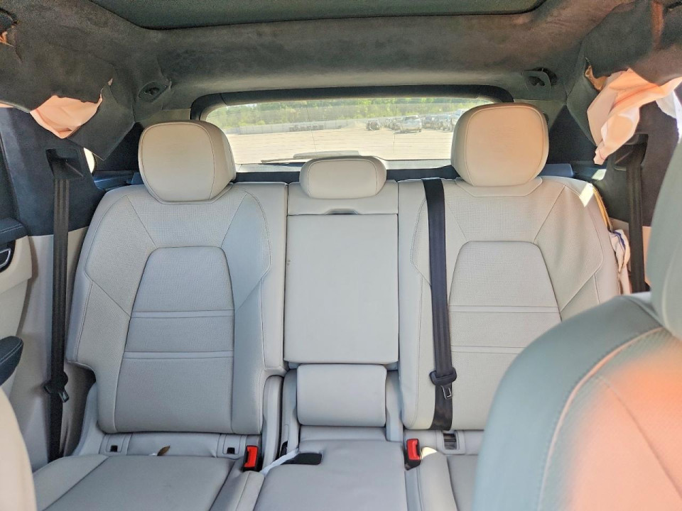 Porsche CAYENNE 2022 — Copart