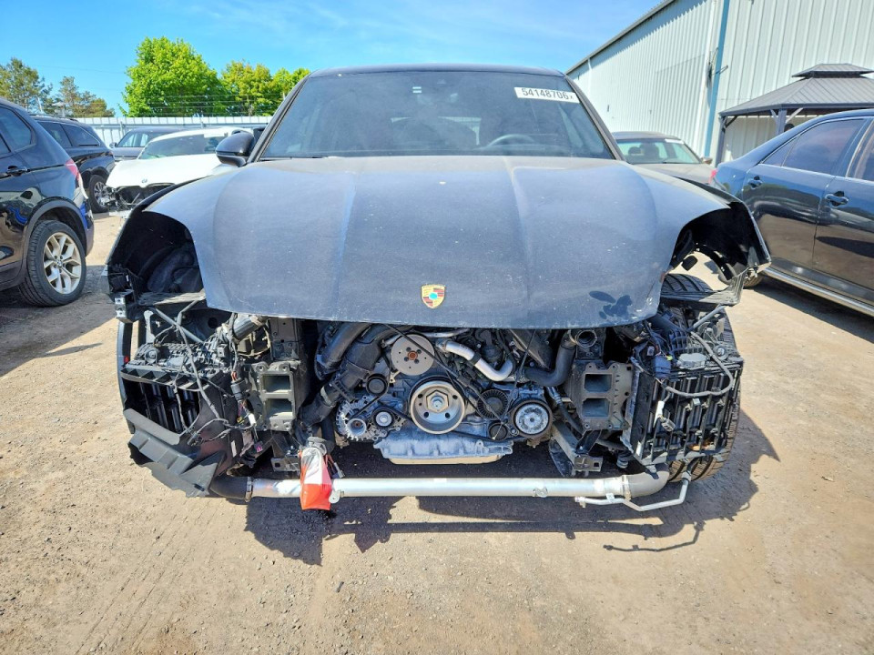 Porsche CAYENNE 2025 — Copart