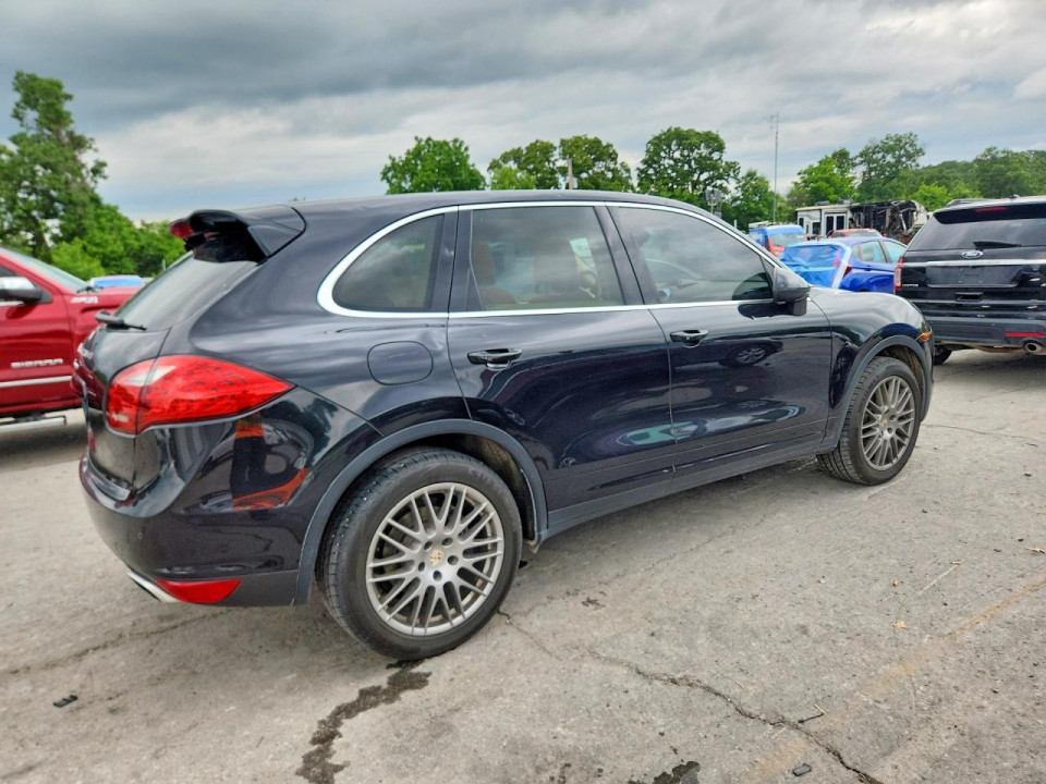 Porsche CAYENNE 2013 — Copart