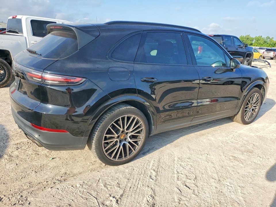 Porsche CAYENNE 2021 — Copart