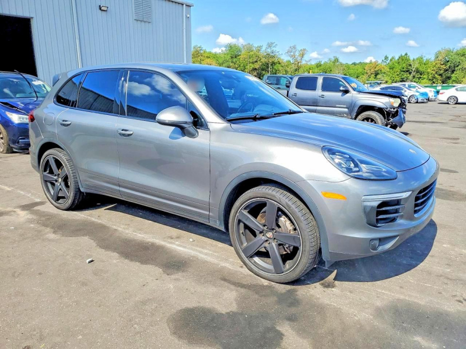 Porsche CAYENNE 2015 — Copart