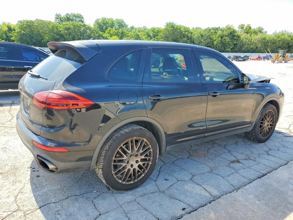 Porsche CAYENNE 2016 — Copart