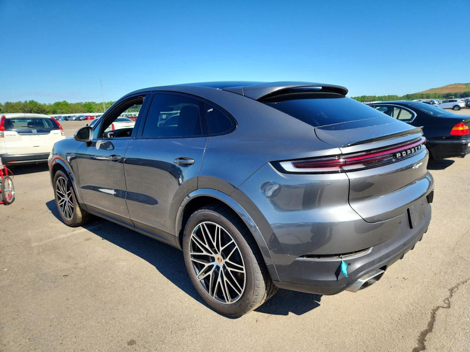 Porsche CAYENNE 2025 — Copart