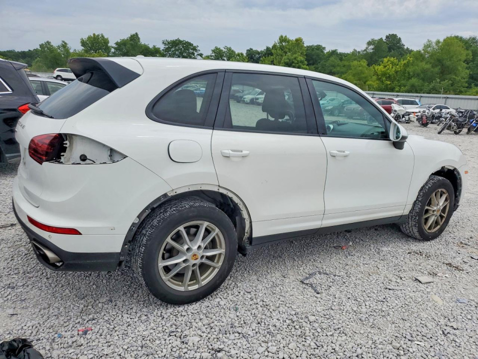 Porsche CAYENNE 2016 — Copart