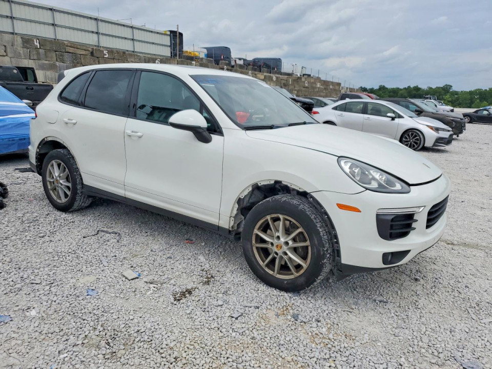 Porsche CAYENNE 2016 — Copart
