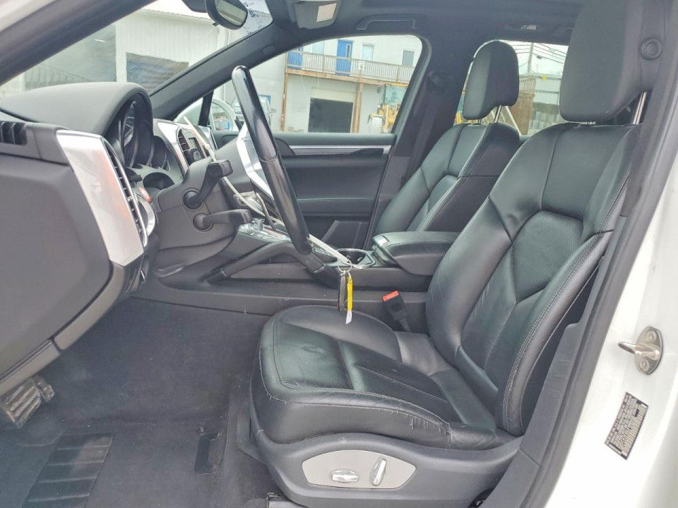 Porsche CAYENNE 2016 — Copart