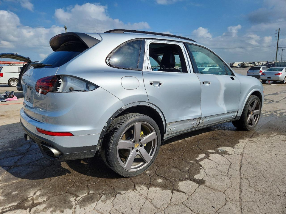 Porsche CAYENNE 2017 — Copart