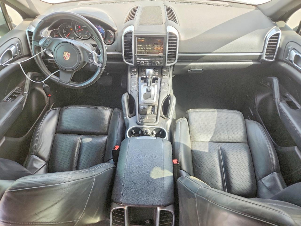 Porsche CAYENNE 2012 — Copart