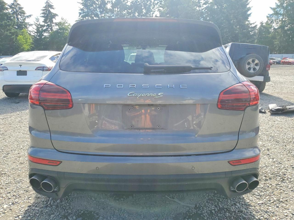 Porsche CAYENNE 2016 — Copart