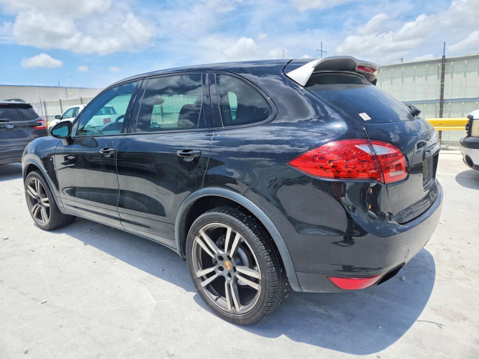 Porsche CAYENNE 2014 — Copart
