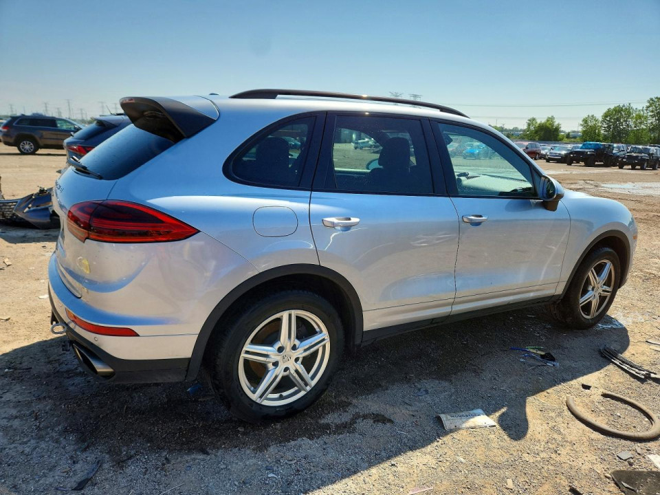 Porsche CAYENNE 2016 — Copart