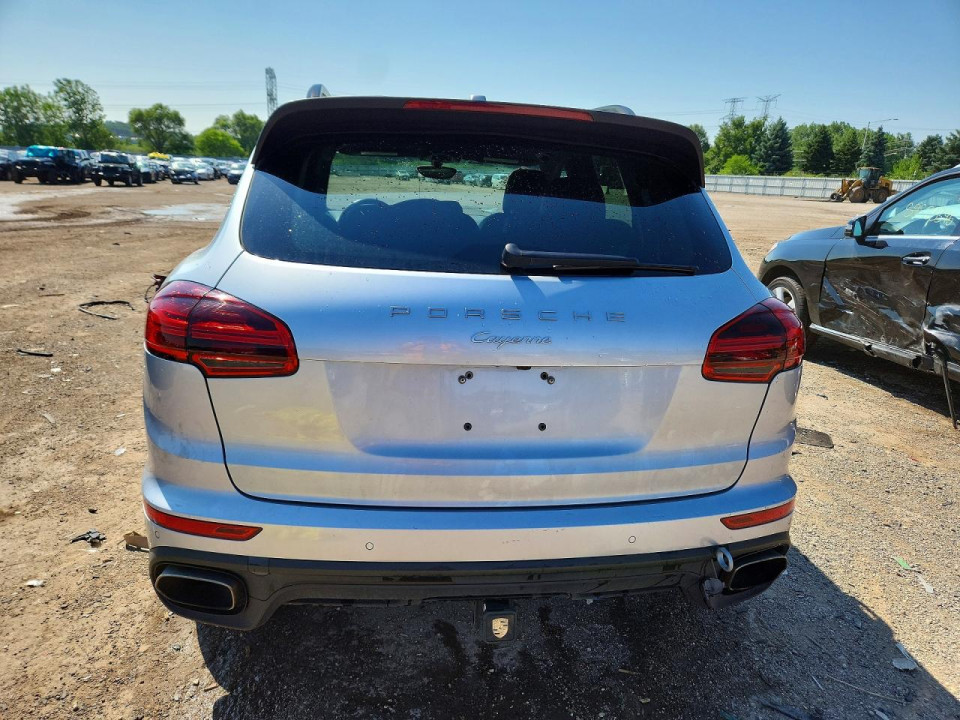 Porsche CAYENNE 2016 — Copart