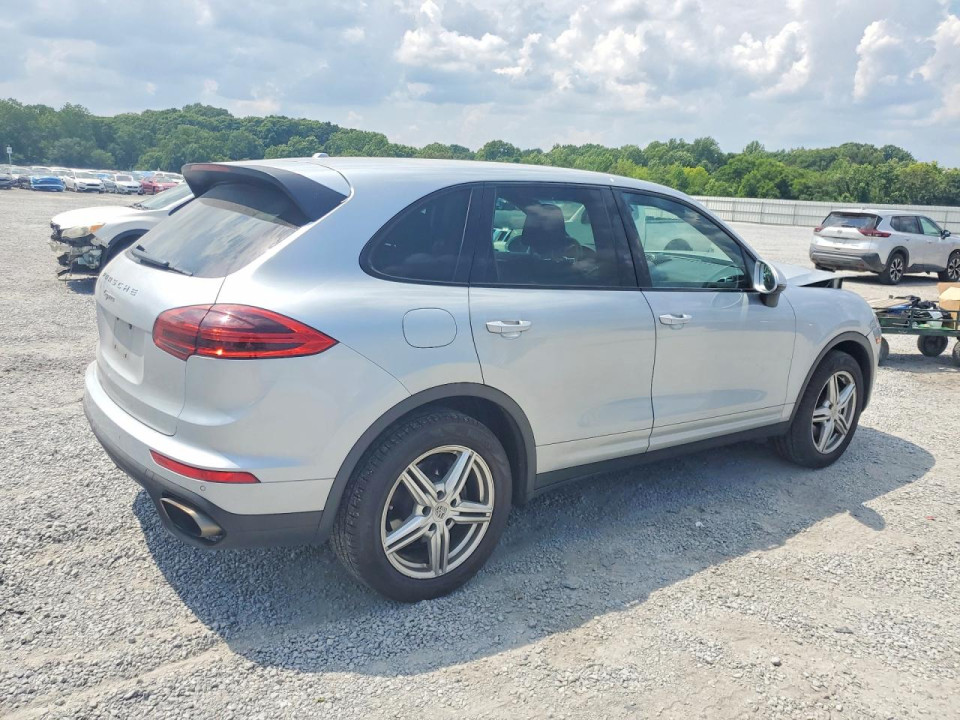 Porsche CAYENNE 2016 — Copart