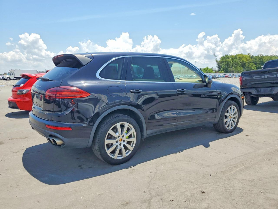 Porsche CAYENNE 2016 — Copart