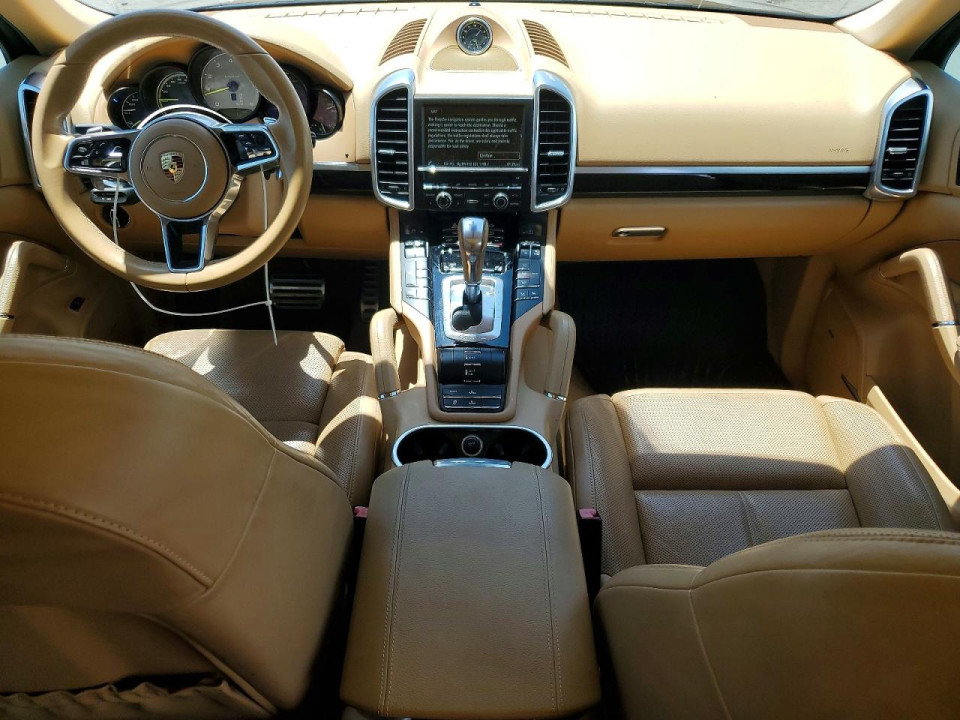 Porsche CAYENNE 2016 — Copart