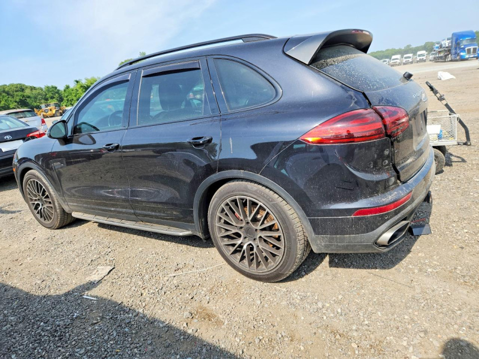 Porsche CAYENNE 2016 — Copart