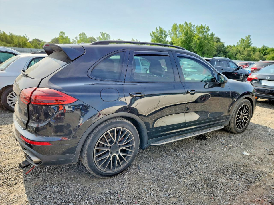 Porsche CAYENNE 2016 — Copart