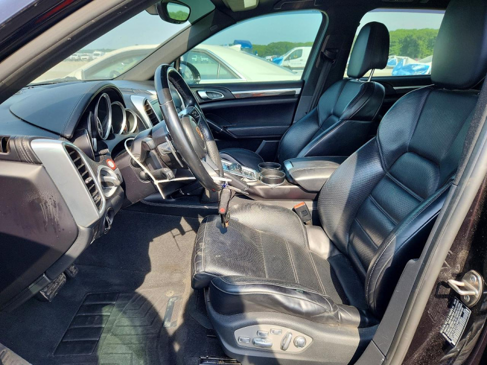Porsche CAYENNE 2016 — Copart