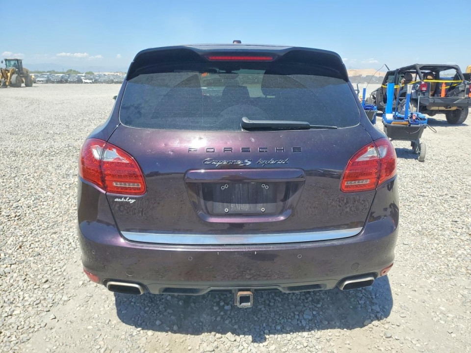 Porsche CAYENNE 2012 — Copart