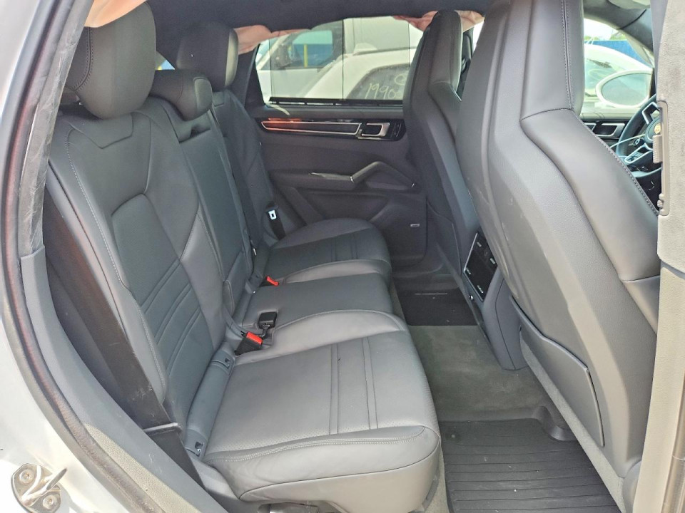 Porsche CAYENNE 2021 — Copart