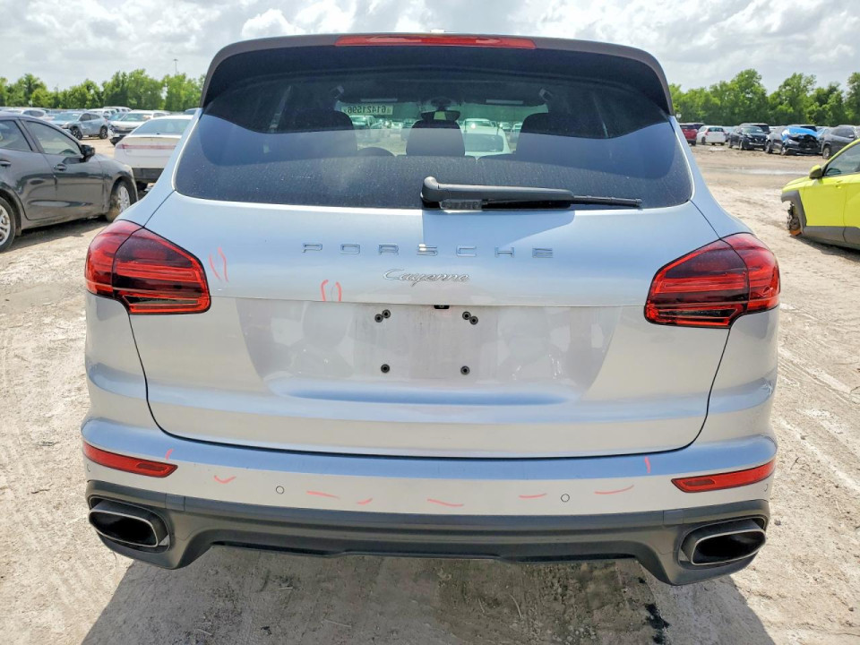 Porsche CAYENNE 2016 — Copart