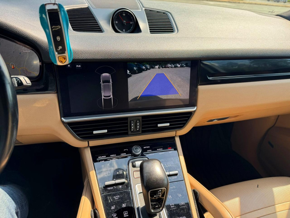 Porsche CAYENNE 2019 — Copart