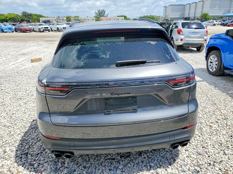 Porsche CAYENNE 2022 — Copart