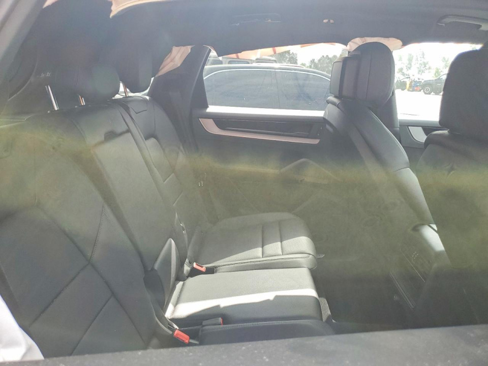 Porsche CAYENNE 2024 — Copart